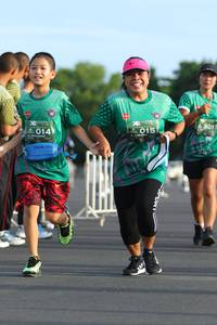 BIB: 2011, 015, 014
                            <button type="button" onclick="openModal(5173034)" class="btn btn-primary btn-sm float-right btn-popup" data-toggle="modal" data-target=".modal-high-quality">
                        <i class="fas fa-shopping-cart"></i> Add to Cart
                    </button>
                                            <button type="button" onclick="isThisMe(5173034, true)" class="btn btn-success btn-sm float-right btn-popup btn-isme hidden" data-toggle="tooltip" data-placement="bottom" title="นี่คือรูปของคุณใช่ไหม คลิกที่นี่เพื่อเอาเข้าอัลบั้ม">
                        <i class="fas fa-plus"></i> Add to album
                    </button>
                    <button type="button" onclick="isThisMe(5173034, false)" class="btn btn-warning btn-sm float-right btn-popup btn-isnotme hidden">
                        <i class="fas fa-ban"></i> Remove from album
                    </button>